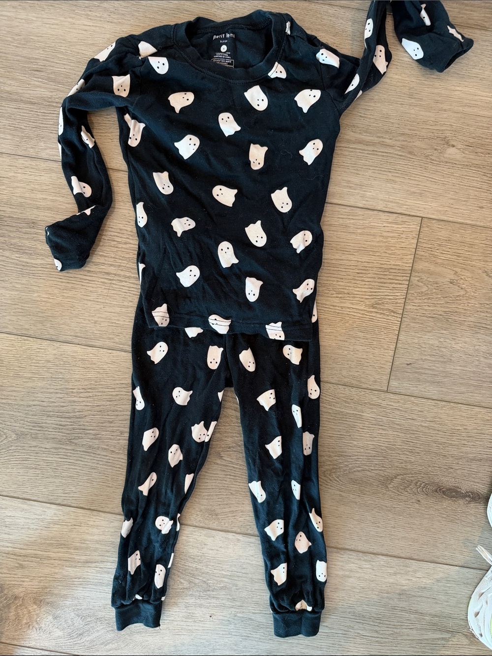 Petit Lem HALLOWEEN Black Pajama Set with Pink Ghost Print
